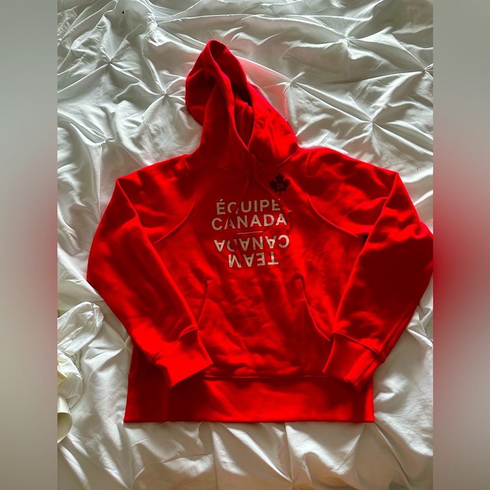LuluLemon Canada Hoody